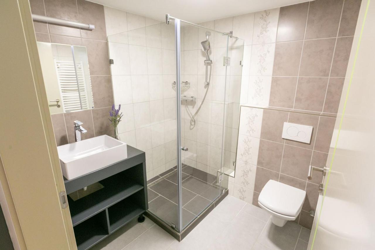 Barkoscinege Vendeghaz Hotell Geberjen Exteriör bild